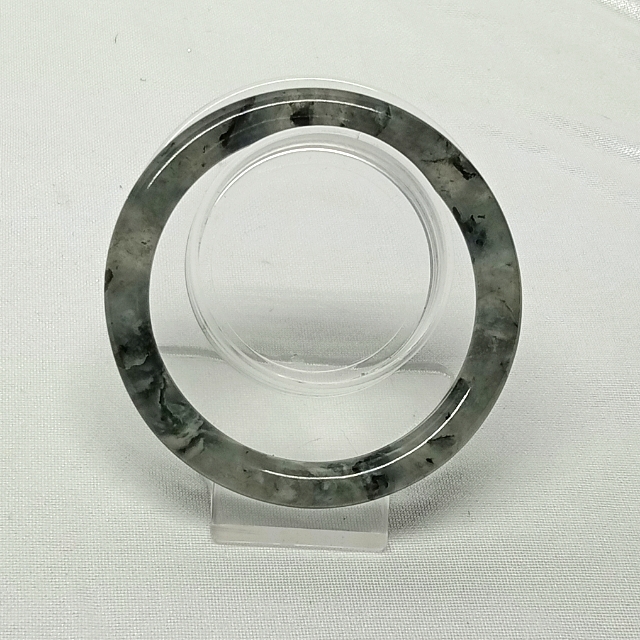 River Mountain Jadeite Bangle